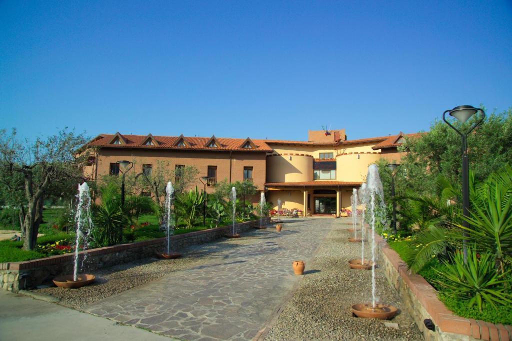 Corte Dei Greci Resort & Spa Кариати Экстерьер фото